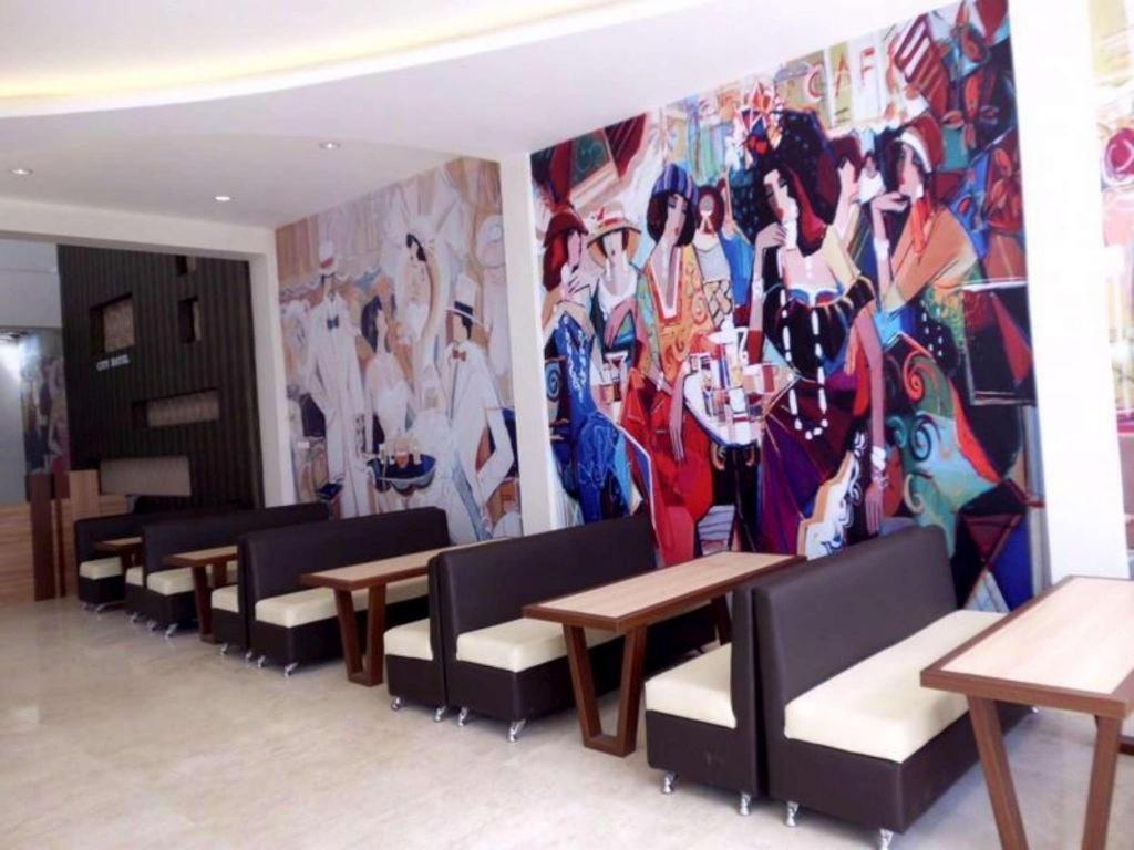City Hotel Tasikmalaya Exterior foto