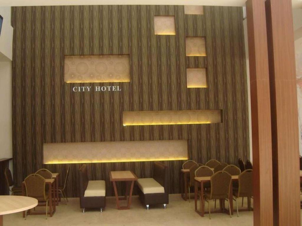 City Hotel Tasikmalaya Exterior foto